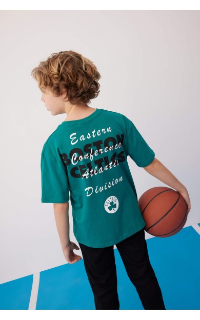 DeFactoFit Erkek Çocuk NBA Boston Celtics Oversize Fit Bisiklet Yaka Tişört